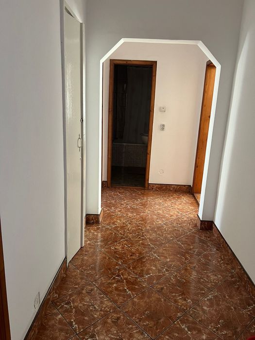Apartament 2 camere decomandat, 60 mp, 2 balcoane, parcare inclusă – Dej, str. Fragilor