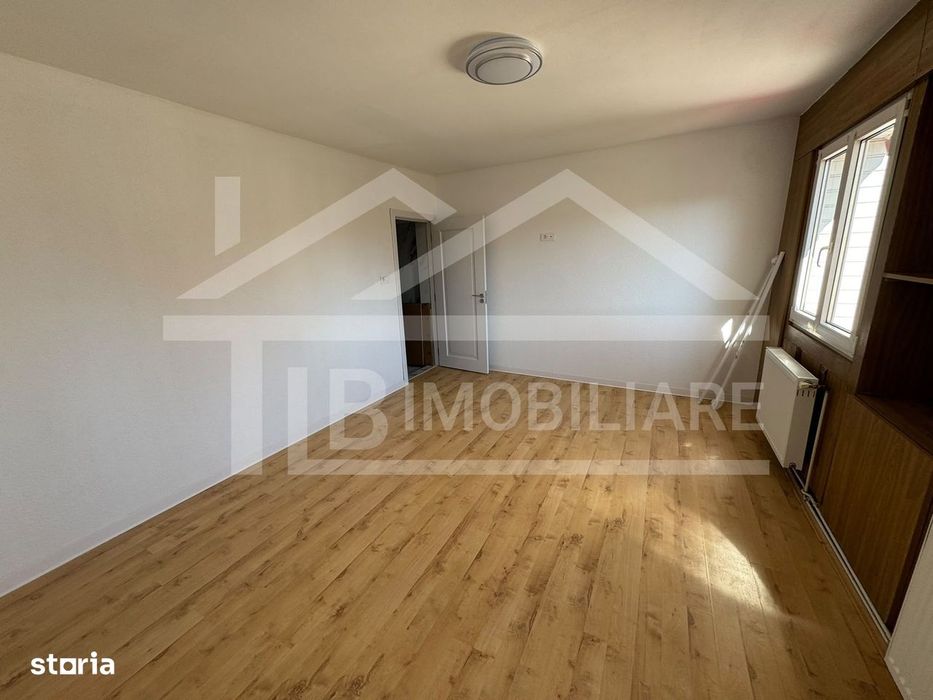 Casa cu 4 camere, 180 mp, Zona Semicentrala