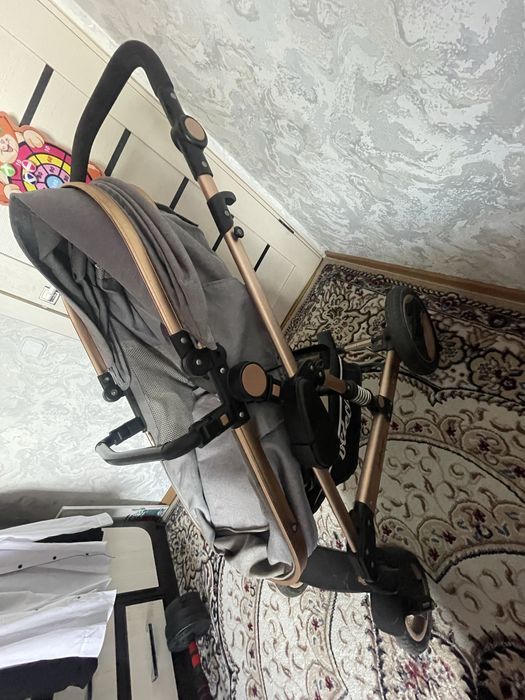 Продам коляску в хорошем состоянии