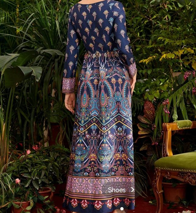 Vand rochie cu print oriental, marimea XL