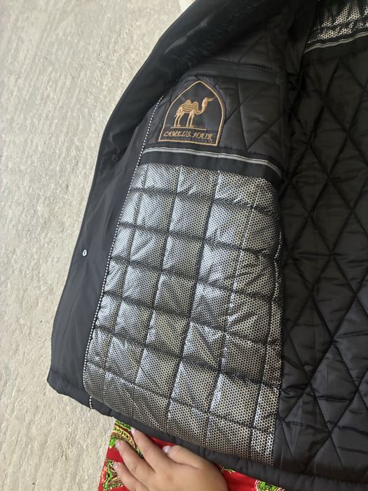 Продам куртку новую