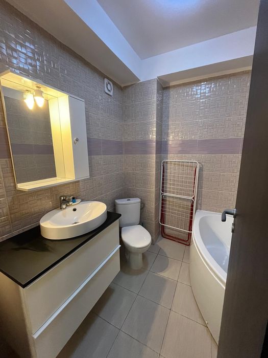 inchiriem apartament militari residence