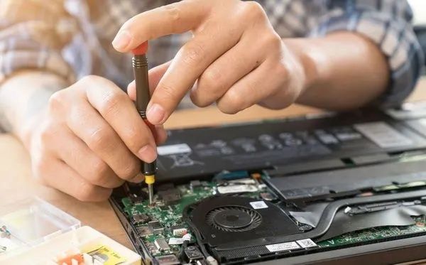 Ремонт телефонов, ноутбуков, компьютеров