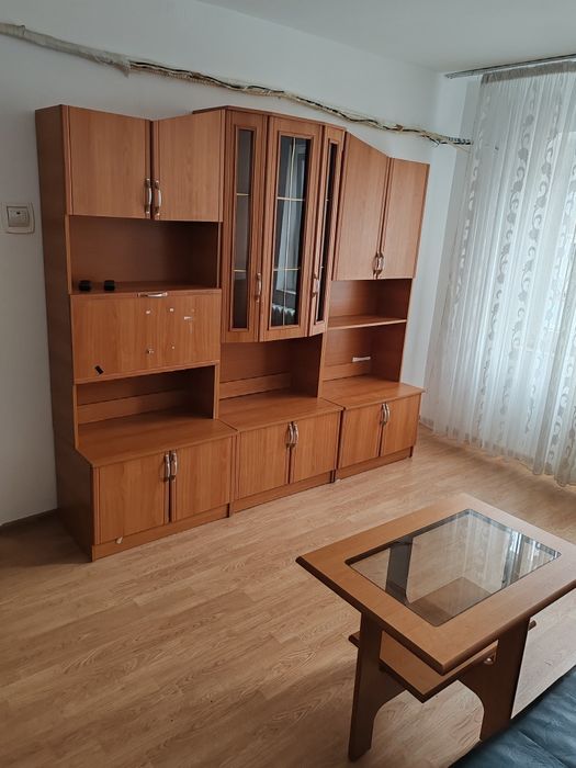 Mobila de vanzare (Basarabia, Stadionul National)