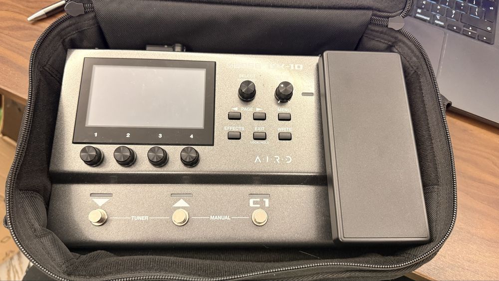 Pedala procesor multiefect chitara electrica bass Boss GX-10 + Boss BT-Dual + Geantă Boss CB-BM-S — Pachet Complet, Garanție