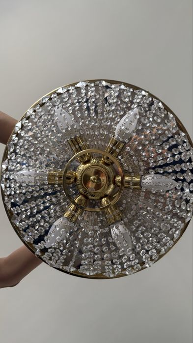 хрустальная люстра