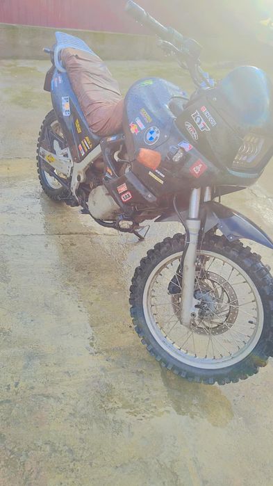 BMW f 650 în stare bună necesită garnitură de chiuloasă