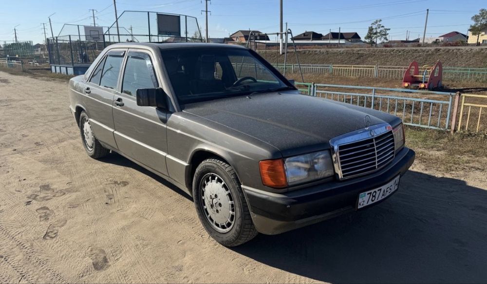 Продам Мерседес 190