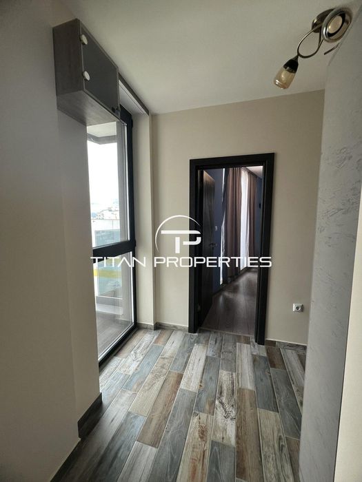 Дава се под наем Тристаен апартамент в Бургас, Меден рудник - зона В - 90 кв.м за 499.8 € - Снимка #2