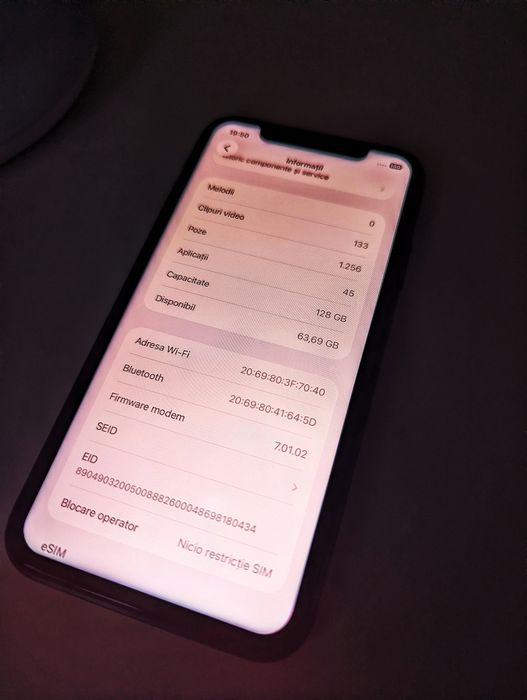 iPhone 11 space grey 128 Gb newerlocked 9/10