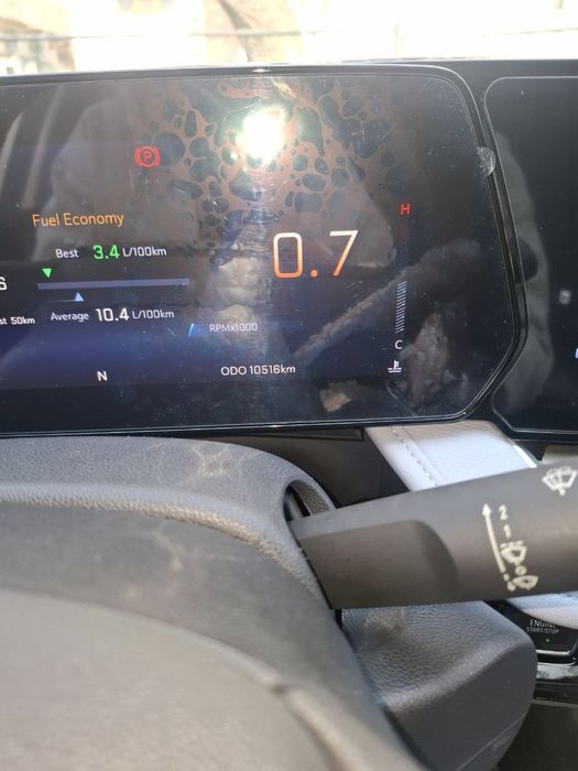 Автомобиль Chevrolet Monza 2024 год, пробег 10500 км.