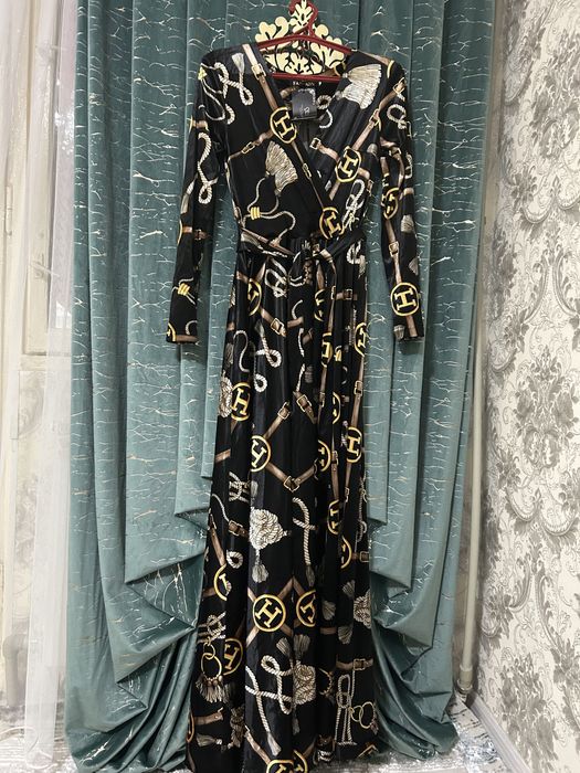 Женская одежда в отличном состоянии