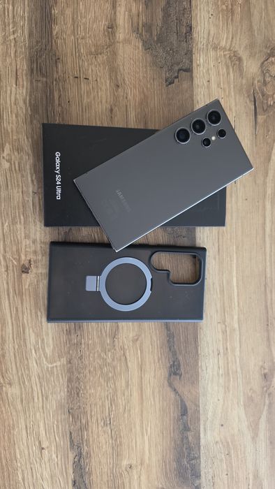 Samsung S24 Ultra – stare foarte bună, complet echipat