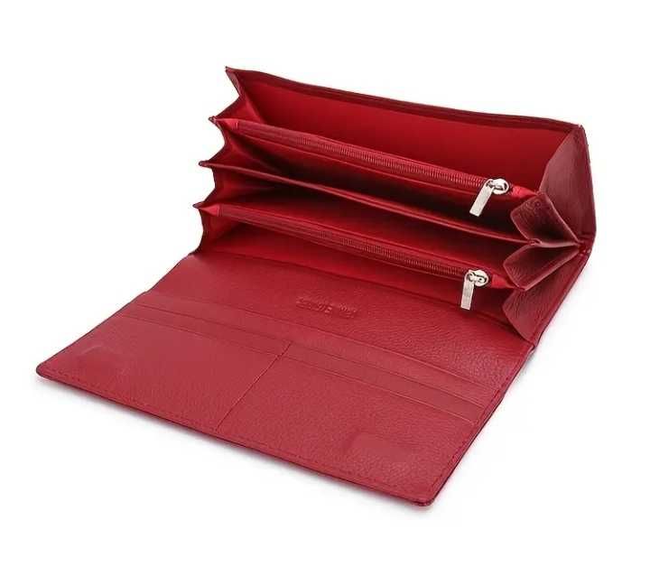 Кожен портфейл за жени. Бордови цвят.