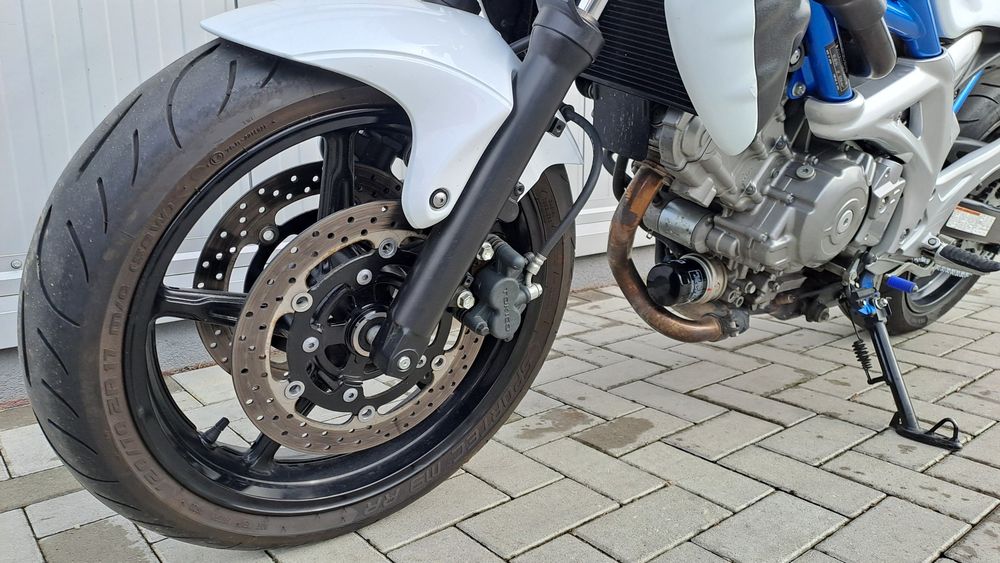 MotoFly Ploiesti vinde Suzuki SFV650 Gladius 2009