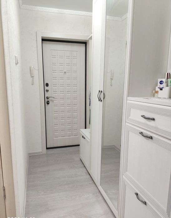 Продам квартиру Сейфуллина 36 а 4 этаж