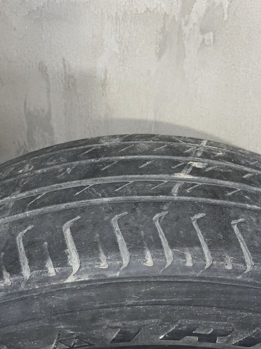 Покрышка 4 шт в среднем сост