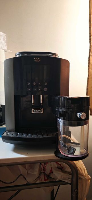 KRUPS expressor Arabica latte