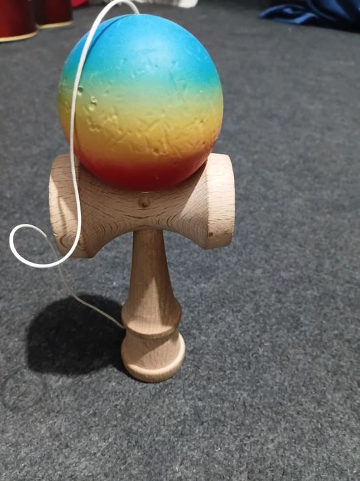 Kendama cu steagul romaniei