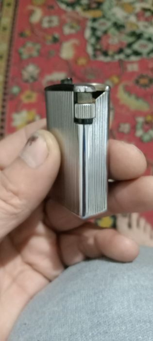 Продам зажигалку Франция