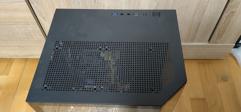 PC gaming I5 gtx 1070 8gb RAM ssd 120 hdd 1 Terra