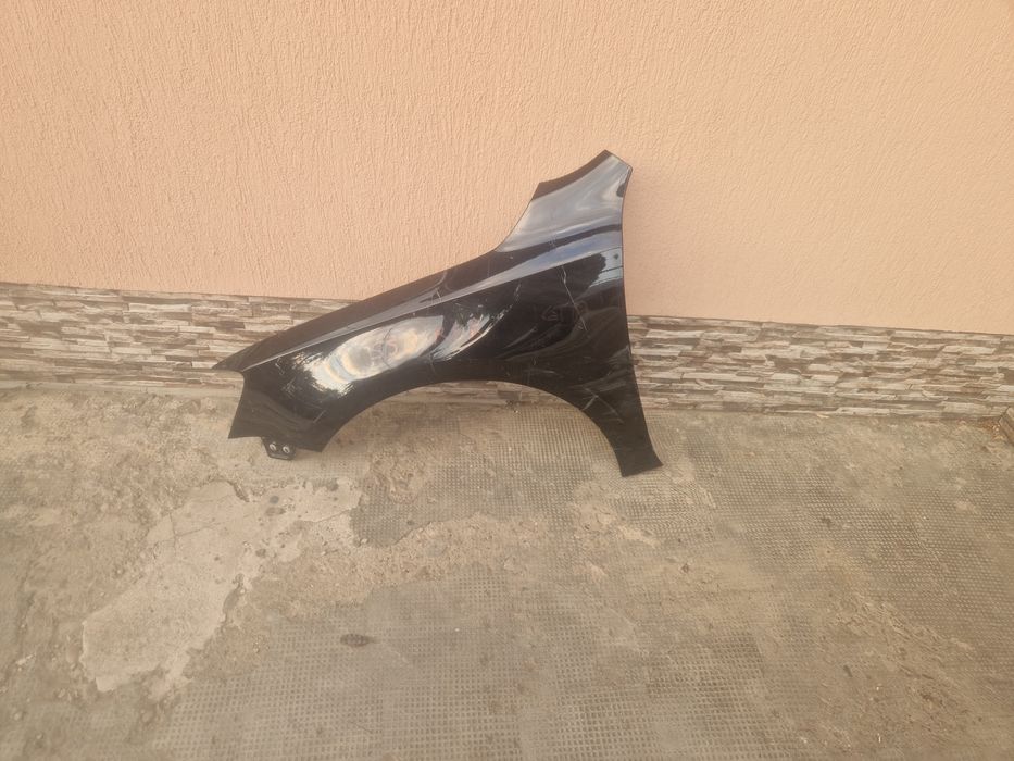 Aripa Volkswagen Jetta