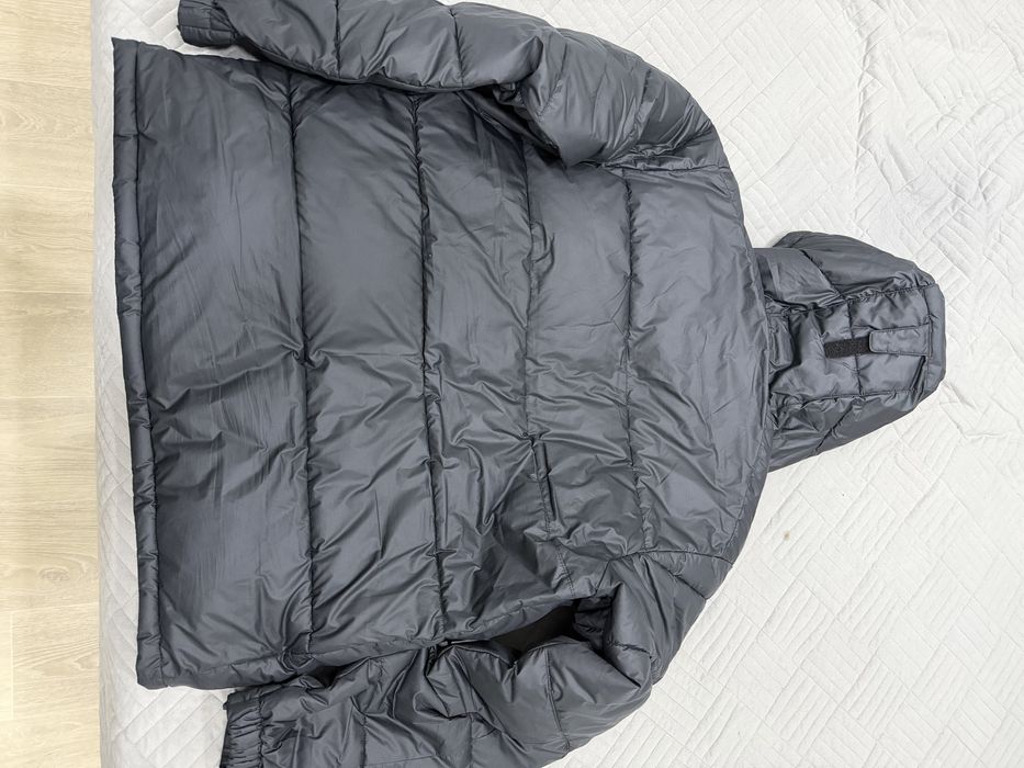 Продам оригинальный пуховик Columbia