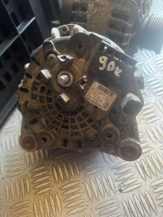 динамо за Dacia Lodgy 2015г. 1.5