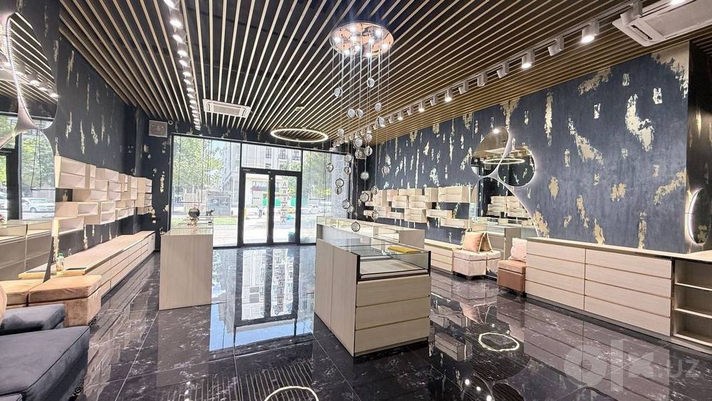 Продается коммерческое помещение, ориентир: магазин Хавас, 262м²