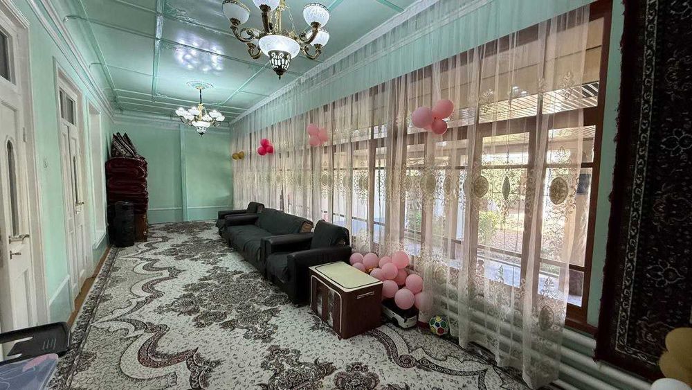 Срочна ховли уй сотилади