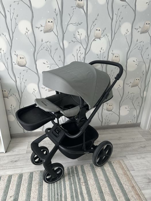 Продам коляску Easywalker