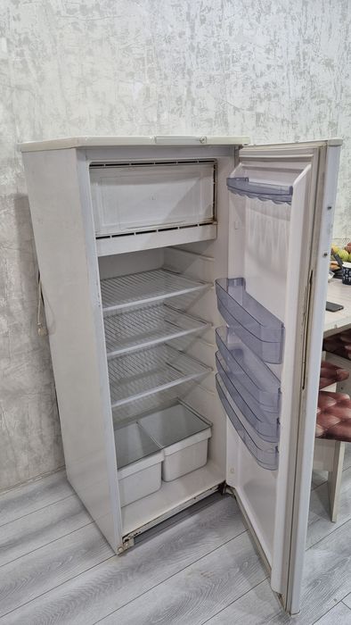 Холодильник  бирюса