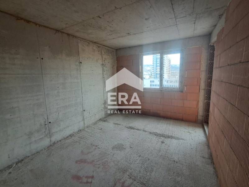 Продава се Двустаен апартамент в Варна, Победа - 68 кв.м за 1839 €/кв.м - Снимка #10