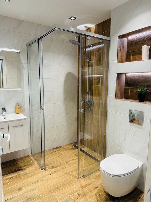 Дава се под наем Тристаен апартамент в София, Хладилника - 97 кв.м за 450 € - Снимка #1