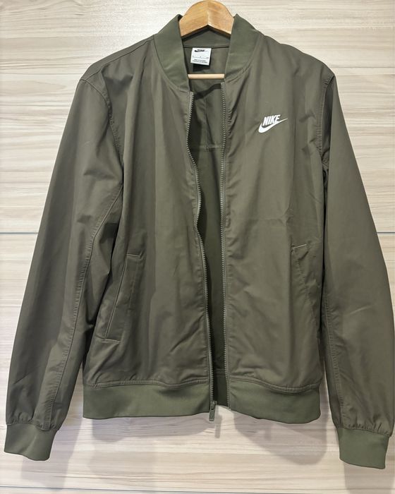 Мъжко тънко яке  Nike