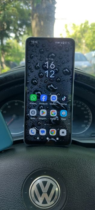 Vând Redmi A 03 .