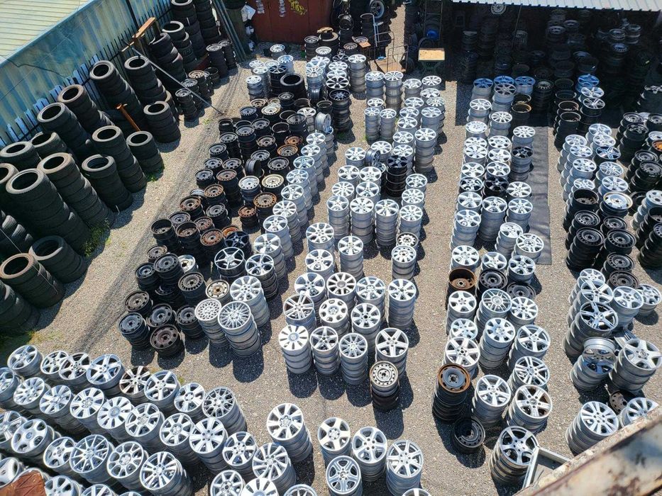 Резервна гума 15 4х114,3 Нисан ,Nissan / патерица