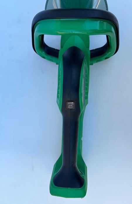 Hitachi CH 36 DL - Мощен акумулаторен храсторез 36V