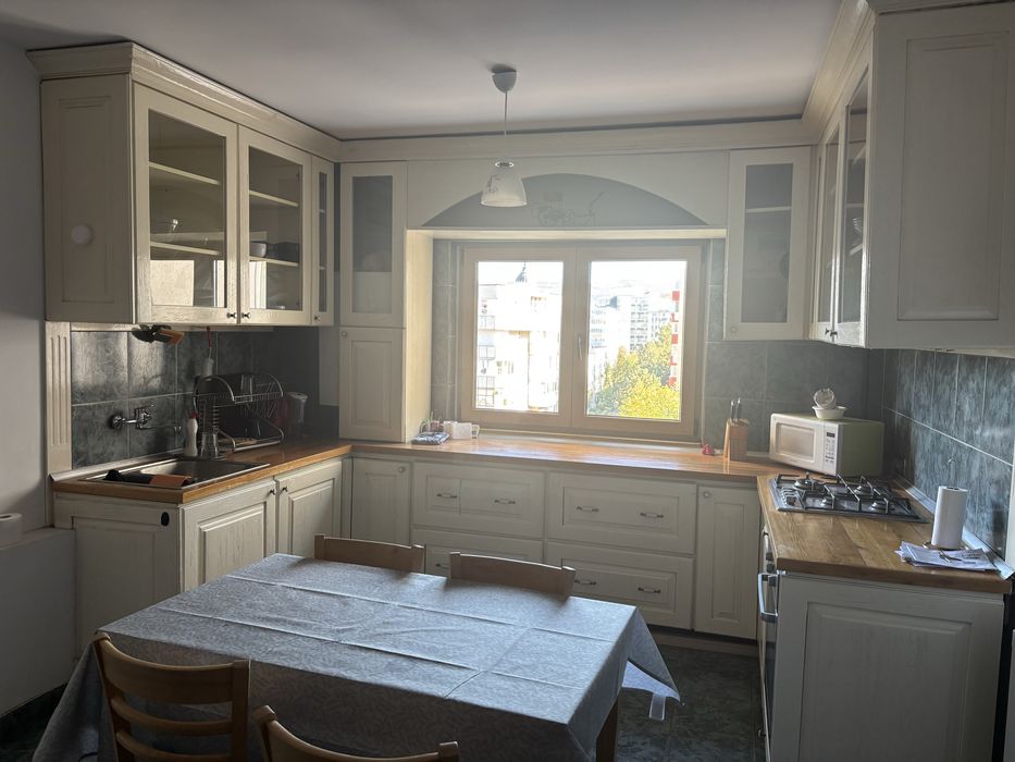Inchiriez apartament Calea Floresti
