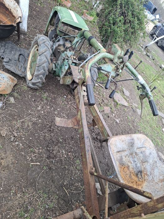 Vand motocultor ferarri 14 cp disel 4x4