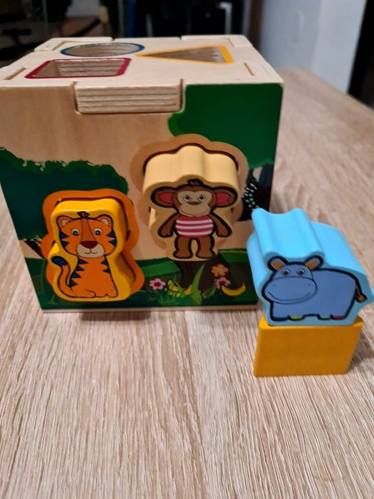 Jucării interactive pentru copii 2-3 ani