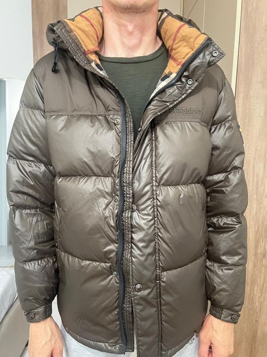 Продаю новую куртку Burberry