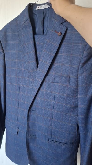 Vand costum elegant