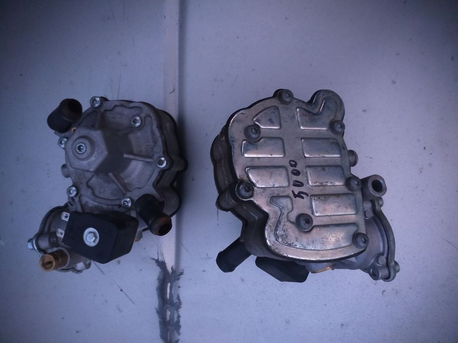 Продам мотор и запчасти