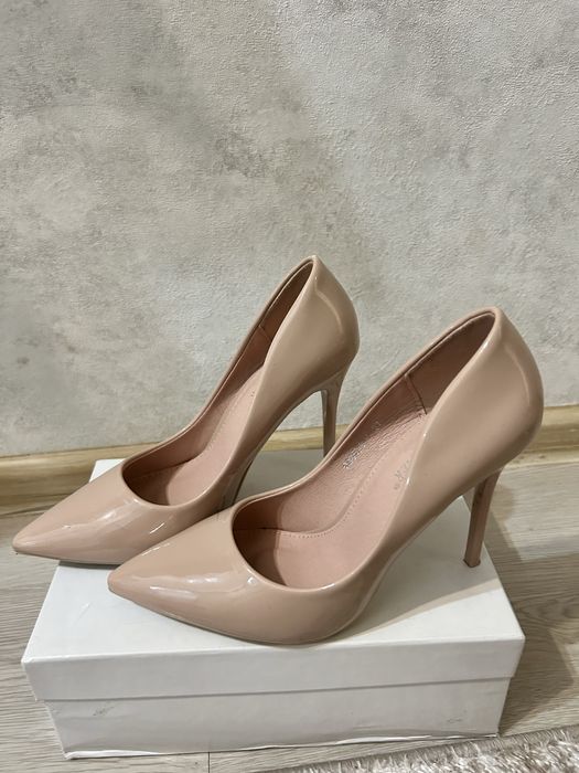 Продам туфли 37 размер