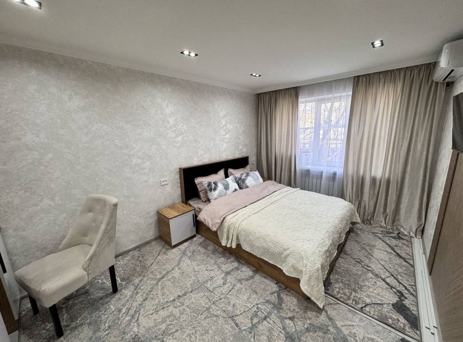 Новомосковская Продаю 1/2/5 Кафе вечер срочна