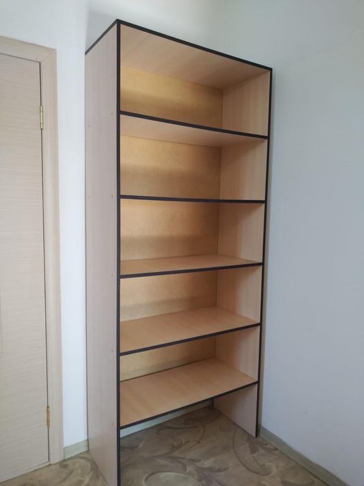 Продам 2 стеллажа