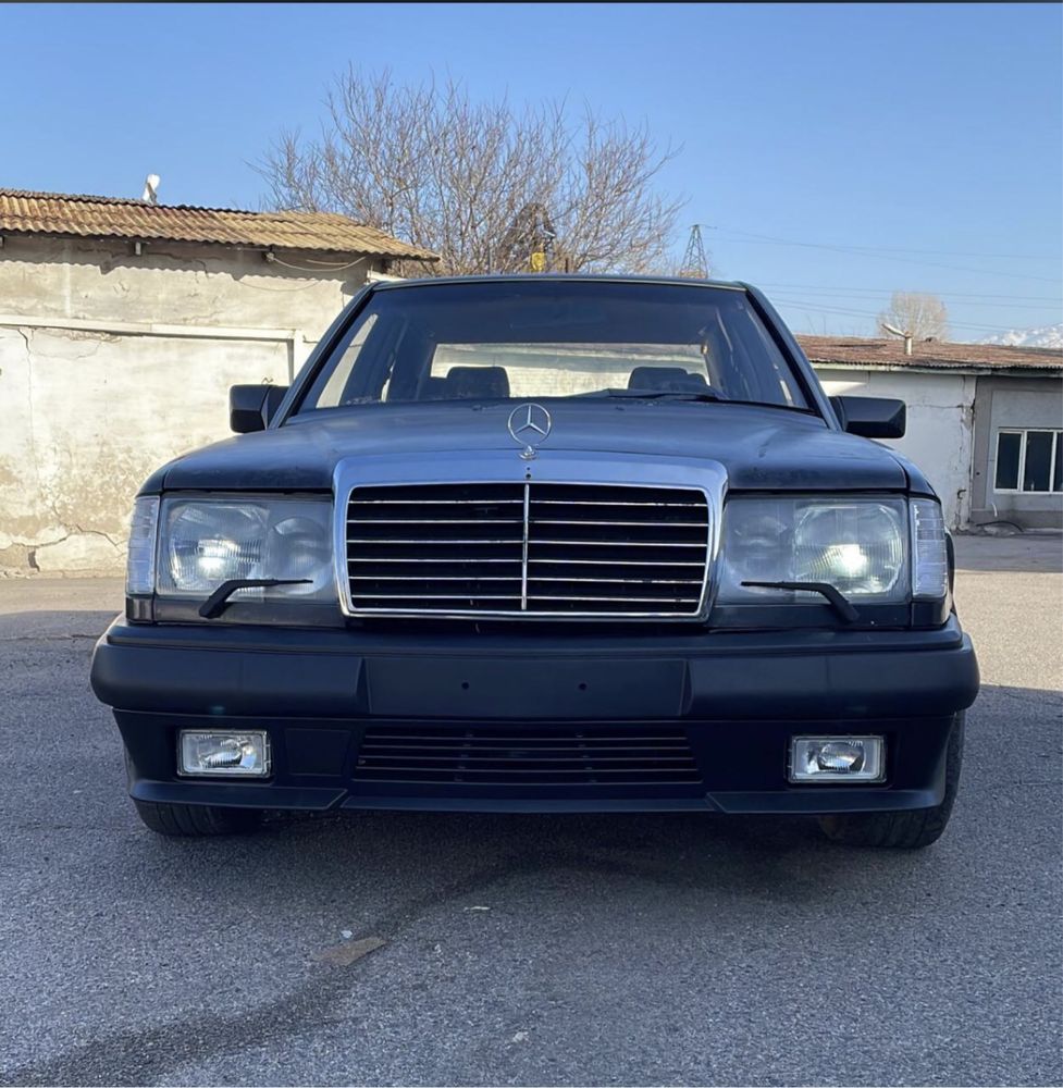 Мерседес W124 AMG 1 передний бампер Е-класс 83-95 АМГ 1: 53 000 тг. -  Кузовные детали Астана на Olx