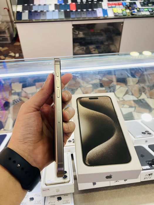 iPhone 15 Pro Max 256 gb natural 87%