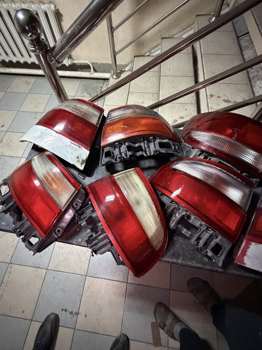 Продам фонари карина е